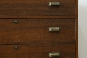 和製ヴィンテージ　天板ヒノキ材　使い勝手の良い桐箪笥ローチェスト　(R-089450)