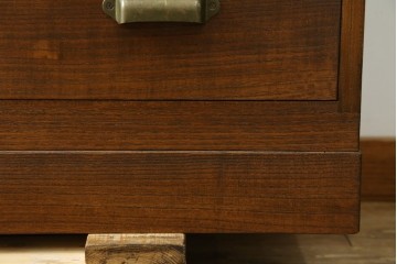 和製ヴィンテージ　天板ヒノキ材　使い勝手の良い桐箪笥ローチェスト　(R-089450)