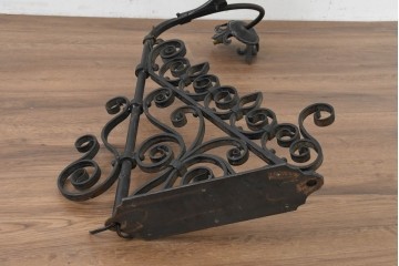 イギリスアンティーク　1950年から1960年頃　大型サイズ!!　ロートアイアン　スクロール意匠が美しい2灯式ウォールライト　(R-089462)