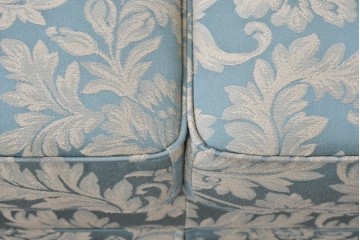 中古　美品　maruni(マルニ木工)　地中海シリーズ　モナコハイ　花柄ファブリックが上品なワイドラブシート　(R-089470)