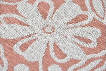 中古　アメリカ輸入家具　ボタニカル柄がやさしく上品な印象を添える2人掛けソファ　定価約35万円　(R-089472)