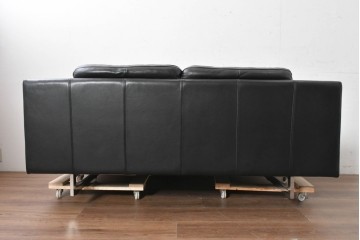 中古　Domicil(ドミシール)　モダンな佇まいの2人掛けソファ　定価約36万円　(R-089473)