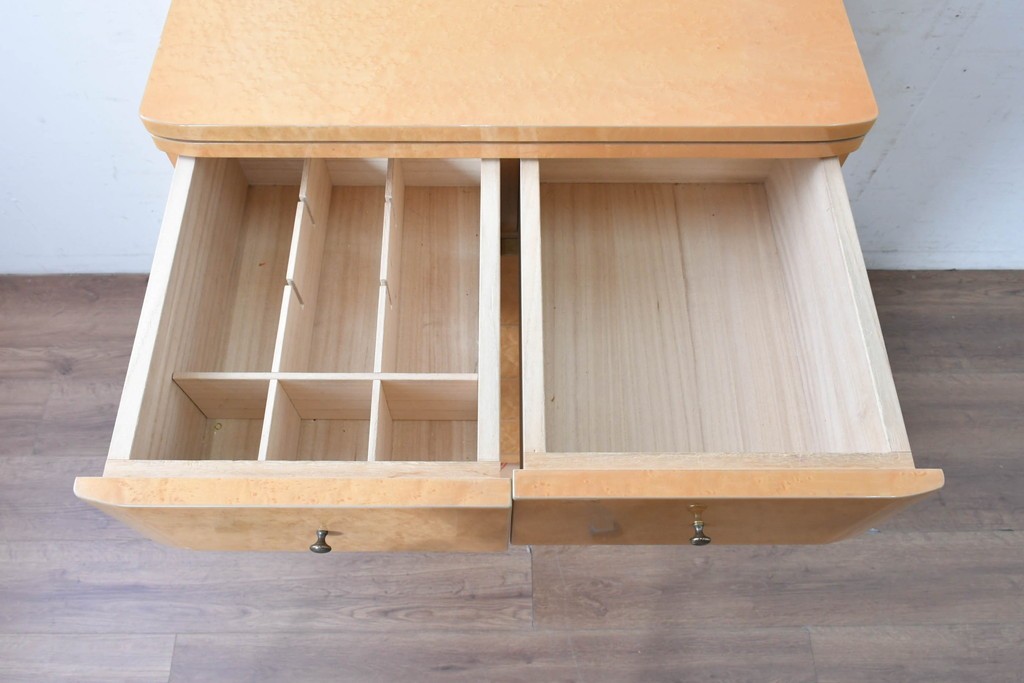 中古　島本家具工芸　バーズアイ　天板が美しく浮き上がって見える5段チェスト　(R-089479)