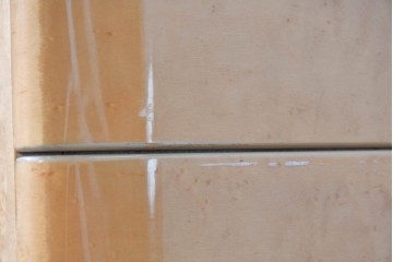 中古　島本家具工芸　バーズアイ　天板が美しく浮き上がって見える5段チェスト　(R-089479)
