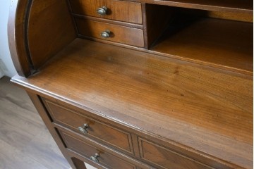 中古　アメリカ高級輸入家具　象嵌入りのシリンダートップライティングビューロー　(R-089482)