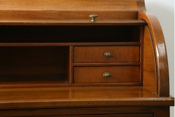 中古　アメリカ高級輸入家具　象嵌入りのシリンダートップライティングビューロー　(R-089482)