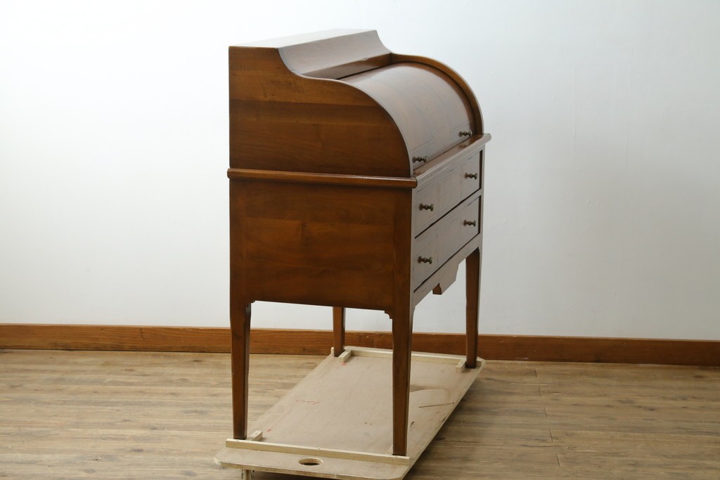 中古　アメリカ高級輸入家具　象嵌入りのシリンダートップライティングビューロー　(R-089482)