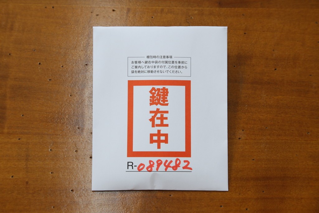 中古　アメリカ高級輸入家具　象嵌入りのシリンダートップライティングビューロー　(R-089482)