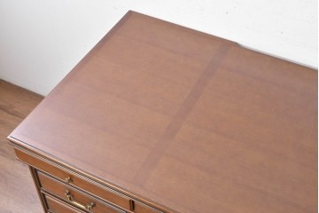 中古　希少な廃番品　maruni(マルニ木工)　地中海ロイヤルシリーズ(ROYAL)　重厚で品格のある両袖机　定価約56万円　(R-089484)