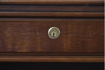 中古　希少な廃番品　maruni(マルニ木工)　地中海ロイヤルシリーズ(ROYAL)　重厚で品格のある両袖机　定価約56万円　(R-089484)