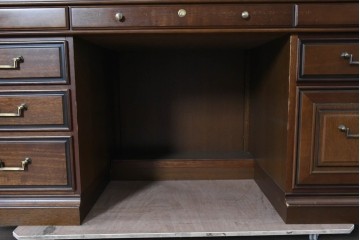 中古　希少な廃番品　maruni(マルニ木工)　地中海ロイヤルシリーズ(ROYAL)　重厚で品格のある両袖机　定価約56万円　(R-089484)