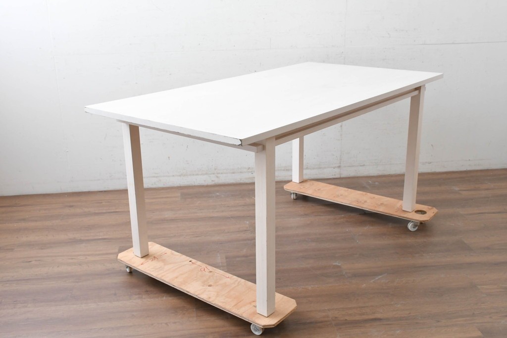 中古　美品　Cassina ixc.(カッシーナイクスシー)　East by Eastwest(イースト・バイ・イーストウェスト)コレクション　MAGNOLIA(マグノリア)　ダイニングテーブル　(R-089489)