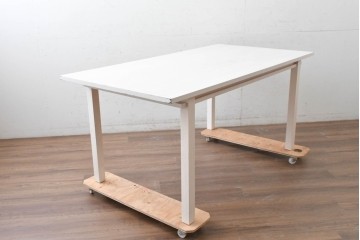 中古　美品　Cassina ixc.(カッシーナイクスシー)　East by Eastwest(イースト・バイ・イーストウェスト)コレクション　MAGNOLIA(マグノリア)　ダイニングテーブル　(R-089489)