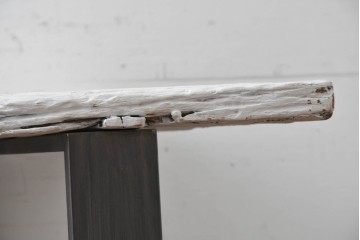中古　大型サイズ!!　ムク材　古材の荒々しい木肌が個性豊かな作業台　(R-089490)