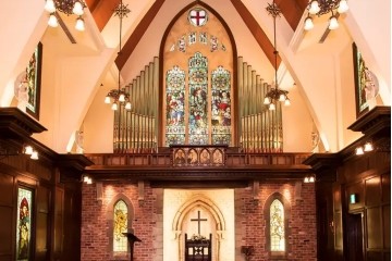 イギリスアンティーク　圧巻の大迫力!!　荘厳な教会で使われていた大型ステンドグラス7点セット　(R-089492)