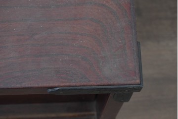 中古　美品!!　岩谷堂箪笥　「菊幸」　欅材　漆塗り　力強い木目と重厚な金具が美しいローボード　(R-089494)