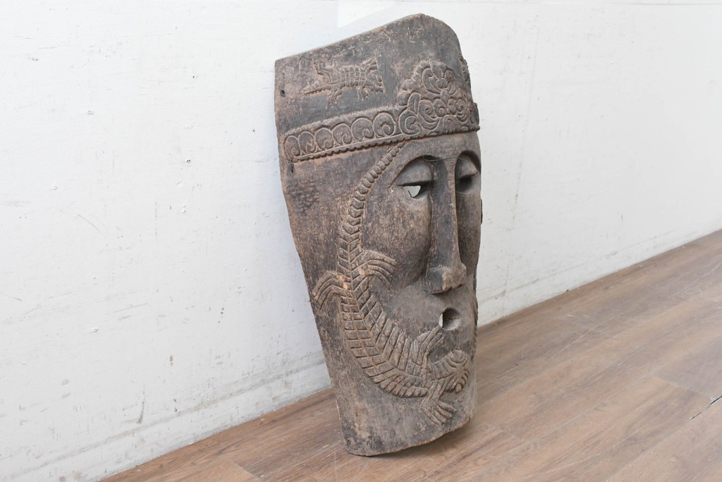 中古　インドネシア　エスニックな雰囲気漂うウッドマスク　(R-089511)