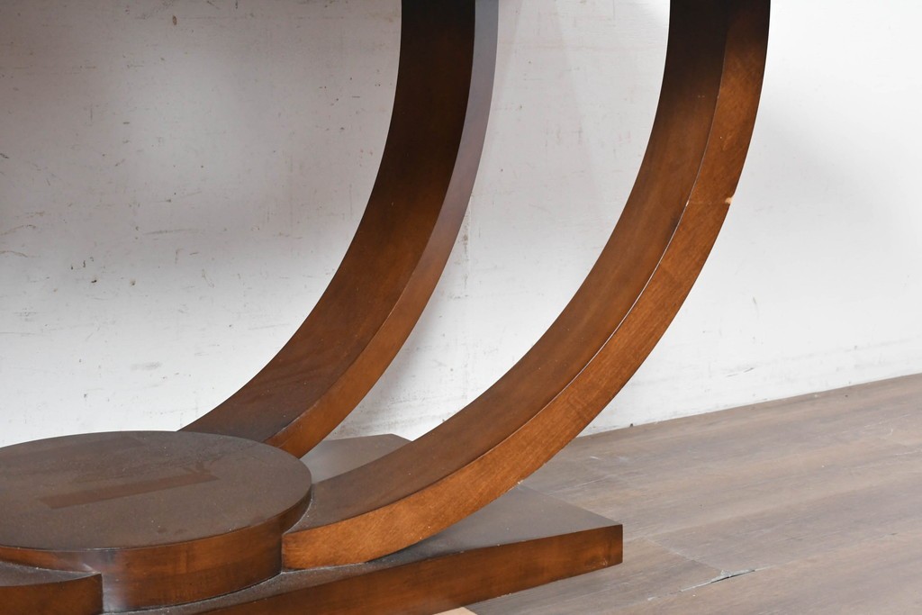 中古　アメリカ最高級ブランド　Century Furniture(センチュリー・ファニチャー)　曲線的な脚部が印象的なエクステンションテーブル　定価約220万円　(R-089514)