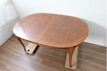 中古　アメリカ高級輸入家具　パーケットリー天板が上品なエクステンションダイニングテーブル　(R-089515)