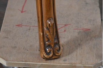 中古　アメリカ高級輸入家具　パーケットリー天板が上品なエクステンションダイニングテーブル　(R-089515)