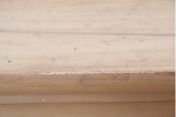 中古　アメリカ　Link Taylor(リンクテイラー)　パイン材　明るい木色が温かみを感じさせるワイドチェスト　(R-089517)