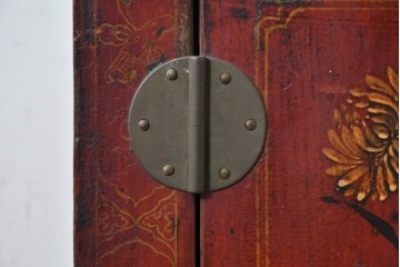 アジアンヴィンテージ　李朝家具　アンティーク調　朱色に花文様が可愛らしいキャビネット　(R-089518)