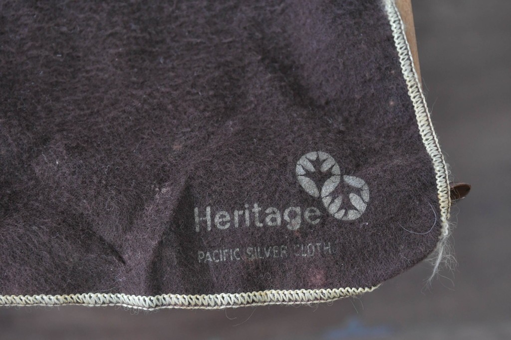 中古　希少モデル　DREXEL HERITAGE(ドレクセルヘリテイジ)　拡張天板と引き出しを備えたクラシカルなサービングカート　(R-089520)