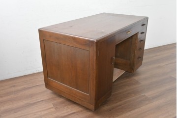 【簡易リペア限定品】　和製ヴィンテージ　昭和中期　レトロなデザインと充実した収納力が魅力の両袖机　(R-089527)