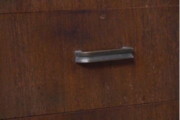 【簡易リペア限定品】　和製ヴィンテージ　昭和中期　レトロなデザインと充実した収納力が魅力の両袖机　(R-089527)