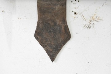 《壁付け照明加工費込み》　イギリスヴィンテージ　ロートアイアン　重厚感ある佇まいのキャンドルスタンド型ウォールライト　(R-089537)
