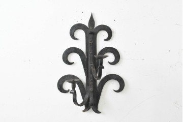 《壁付け照明加工費込み》　イギリスヴィンテージ　アイアン　無骨な佇まいのキャンドルスタンド型ウォールライト　(R-089538)