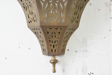 ヴィンテージ　インド　真鍮製　繊細な透かし装飾の照明カバー　(R-089556)