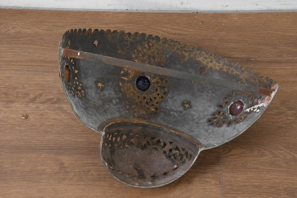 【簡易リペア限定品】　モロッコヴィンテージ　星型の透かし装飾とカラフルなガラス飾りが目を引く照明カバー　(R-089557)