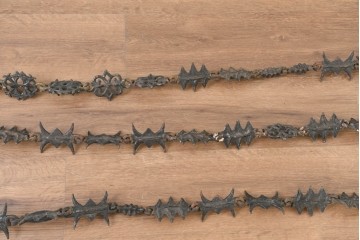 フランスアンティーク　1880年から1920年頃　力強いアイアン装飾が印象的なバリアチェーン3本セット　(R-089562)