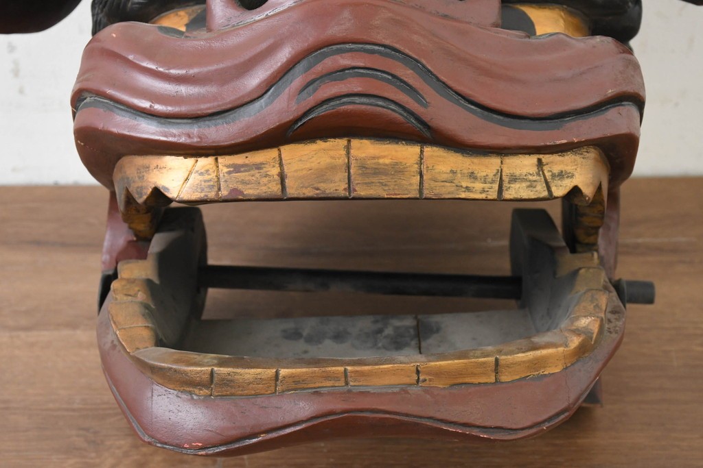 【簡易リペア限定品】　和製ヴィンテージ　昭和後期　特大!!　迫力ある表情と大きな耳が印象的な獅子頭　※ディスプレイ用　(R-089563)