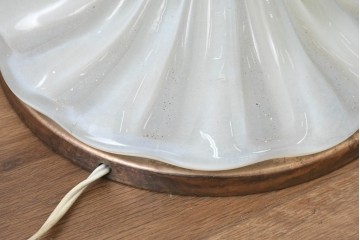 和製ヴィンテージ　希少モデル!　岩田工芸ガラス　花型のガラス装飾が空間を華やかに彩るスタンドライト　※花びらに欠損あり　(R-089567)