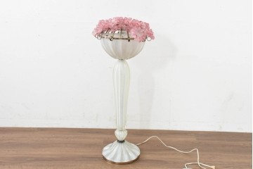 和製ヴィンテージ　希少モデル!　岩田工芸ガラス　花型のガラス装飾が空間を華やかに彩るスタンドライト　※花びらに欠損あり　(R-089567)
