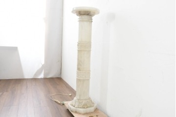 イタリアヴィンテージ　アラバスター(雪花石膏)　花台としても使えるコラムライト　(R-089568)