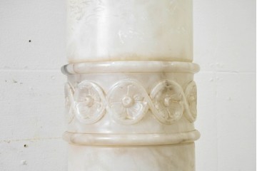 イタリアヴィンテージ　アラバスター(雪花石膏)　花台としても使えるコラムライト　(R-089568)