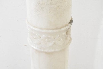 イタリアヴィンテージ　アラバスター(雪花石膏)　花台としても使えるコラムライト　(R-089568)