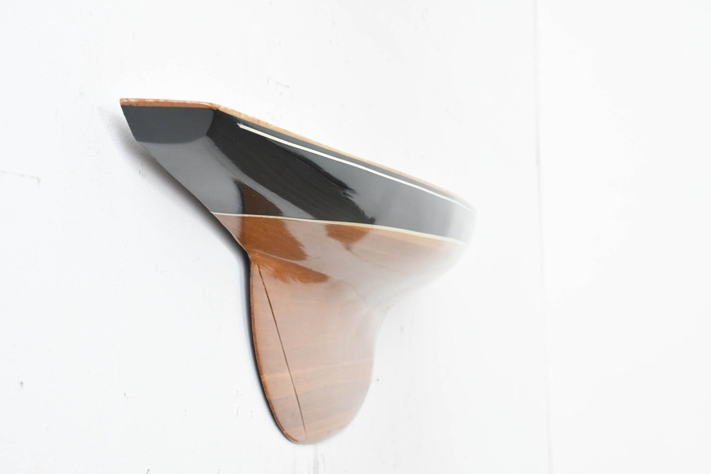 アメリカヴィンテージ　エンデバー号　Half Hull Model(ハーフハルモデル)　木製　船体半面模型のウォールディスプレイ　(R-089574)