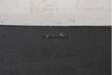 アメリカヴィンテージ　エンデバー号　Half Hull Model(ハーフハルモデル)　木製　船体半面模型のウォールディスプレイ　(R-089574)