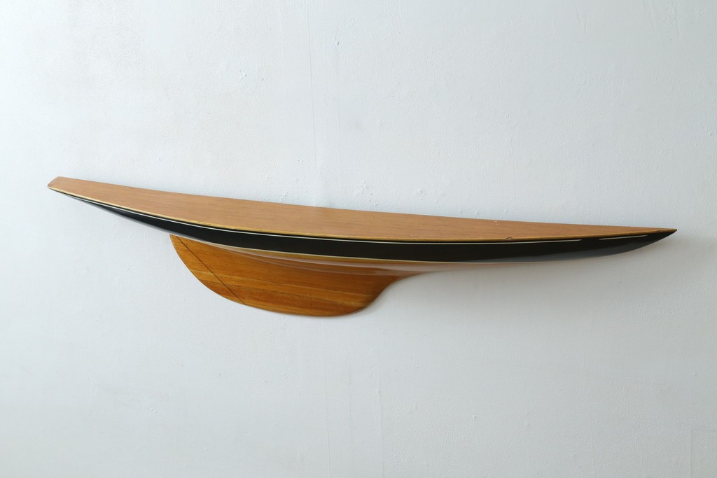 アメリカヴィンテージ　エンデバー号　Half Hull Model(ハーフハルモデル)　木製　船体半面模型のウォールディスプレイ　(R-089574)