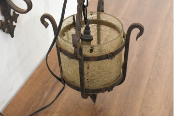 イギリスアンティーク　1920年頃　ロートアイアン　ゴシック調装飾のウォールライト　(R-089585)