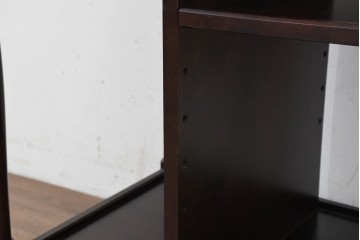和製ヴィンテージ　希少!　絶版品　北海道民芸家具　クラシカルな佇まいが目を引くキャスターワゴン　(R-089590)