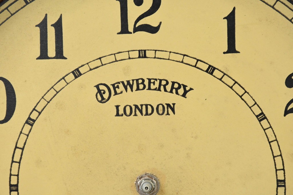 フランスヴィンテージ　Country Corner(カントリーコーナー)　DEWBERRY LONDONシリーズ　葡萄装飾が目を引く壁掛け時計　(R-089595)