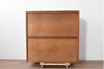 《台輪取り付け加工費込み》　和製ヴィンテージ　レトロな雰囲気漂うモールガラス入り扉の収納棚　(R-089604)