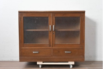 《天板取り付け加工費込み》　和製ヴィンテージ　モールガラス入り扉と引き出し付きの収納棚　(R-089605)