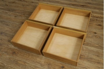和製ヴィンテージ　昭和レトロ　収納力を備えた重ねガラス戸棚　(R-089606)