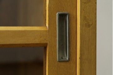 和製ヴィンテージ　昭和レトロ　収納力を備えた重ねガラス戸棚　(R-089606)